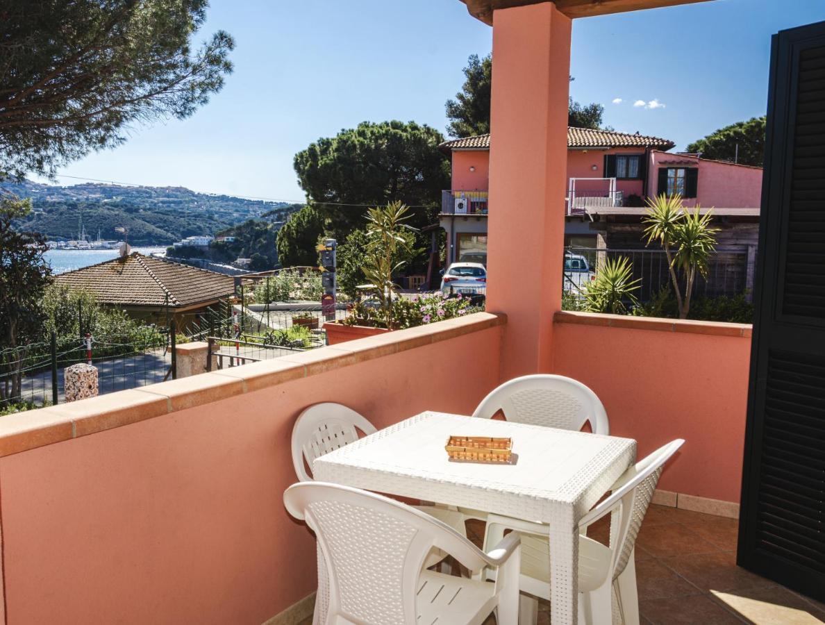 Appartamenti La Casina Порт-Аццурро Экстерьер фото