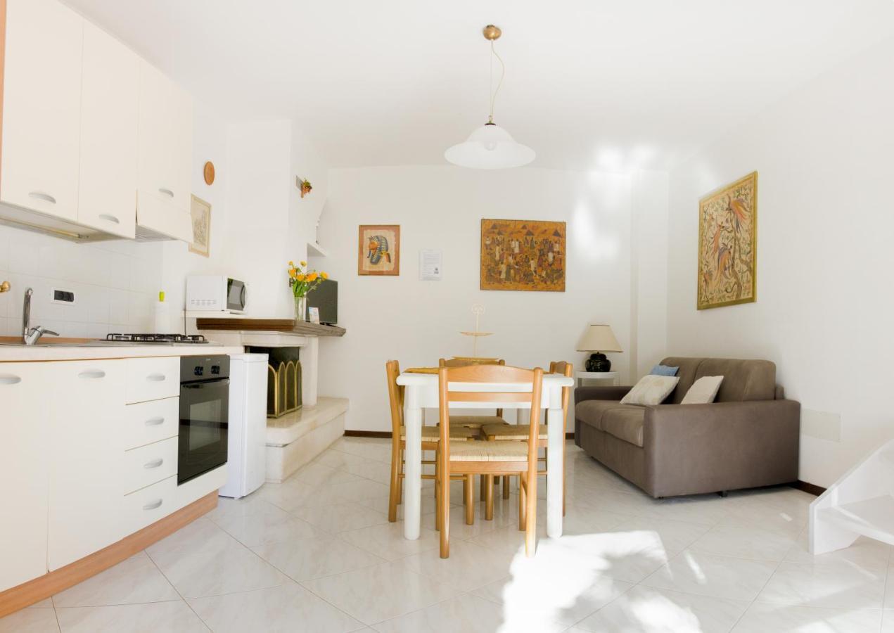 Appartamenti La Casina Порт-Аццурро Экстерьер фото