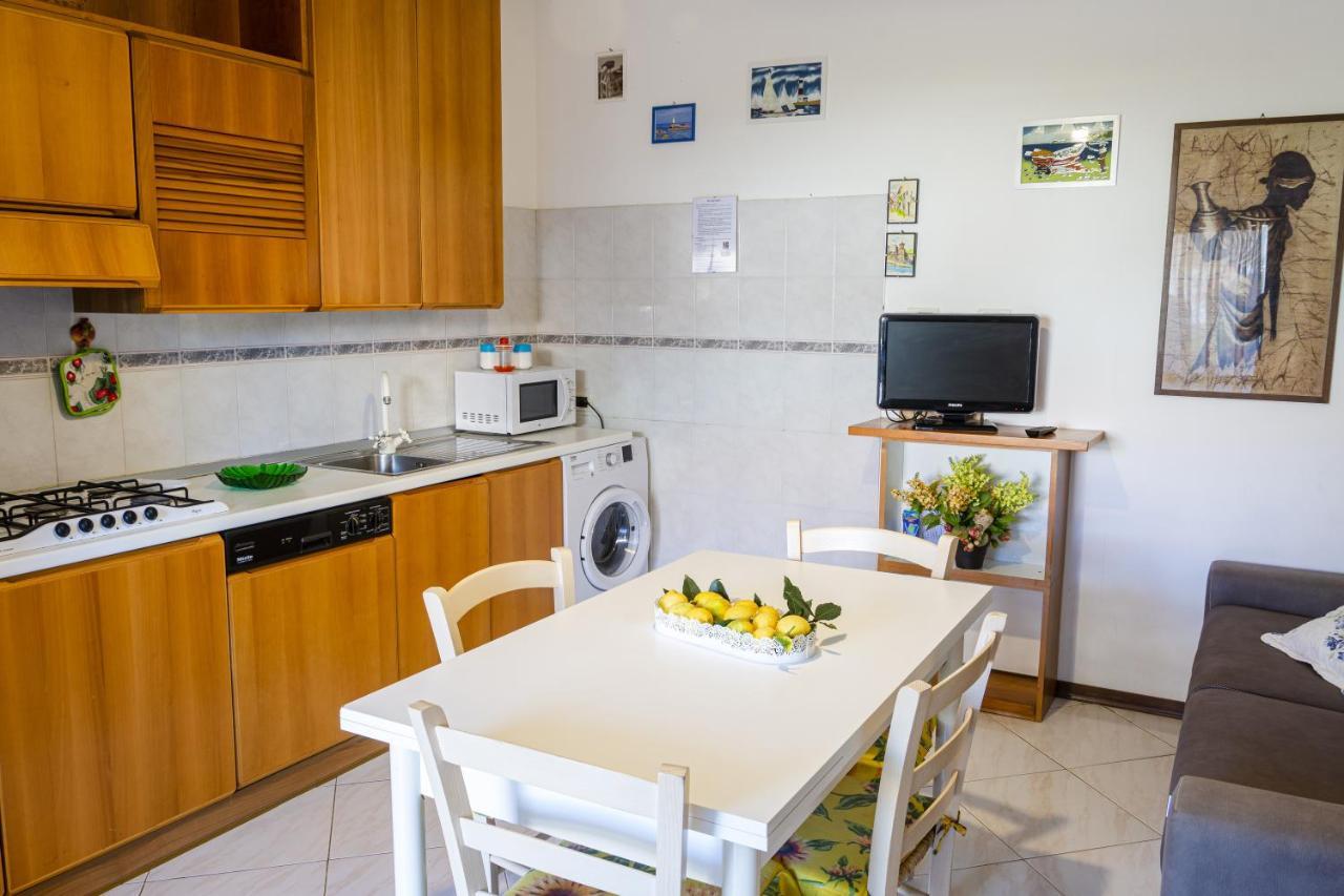 Appartamenti La Casina Порт-Аццурро Экстерьер фото