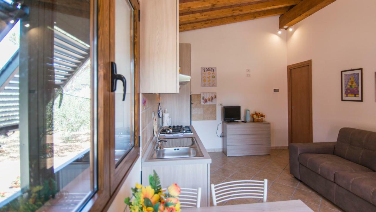 Appartamenti La Casina Порт-Аццурро Экстерьер фото