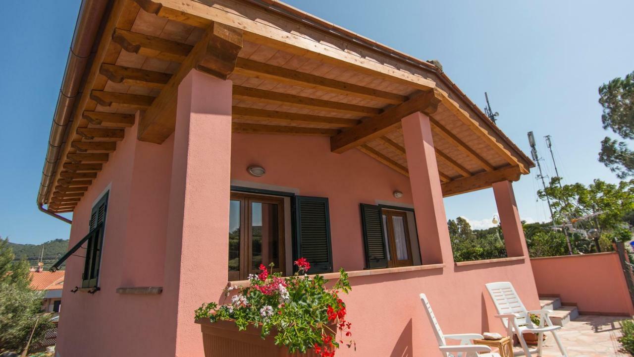 Appartamenti La Casina Порт-Аццурро Экстерьер фото